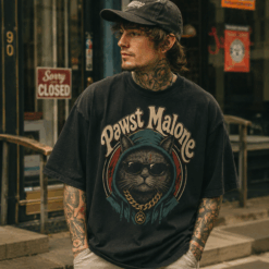 Áo thun Hoodie Cat Black - người mẫu mặc áo, góc khác