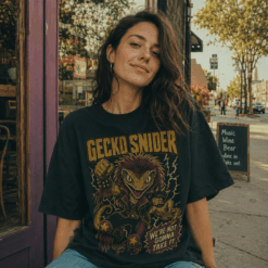 Áo thun Gecko Riot Black - người mẫu mặc áo, góc khác