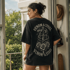 Áo thun Venom & Steel Black - người mẫu mặc áo