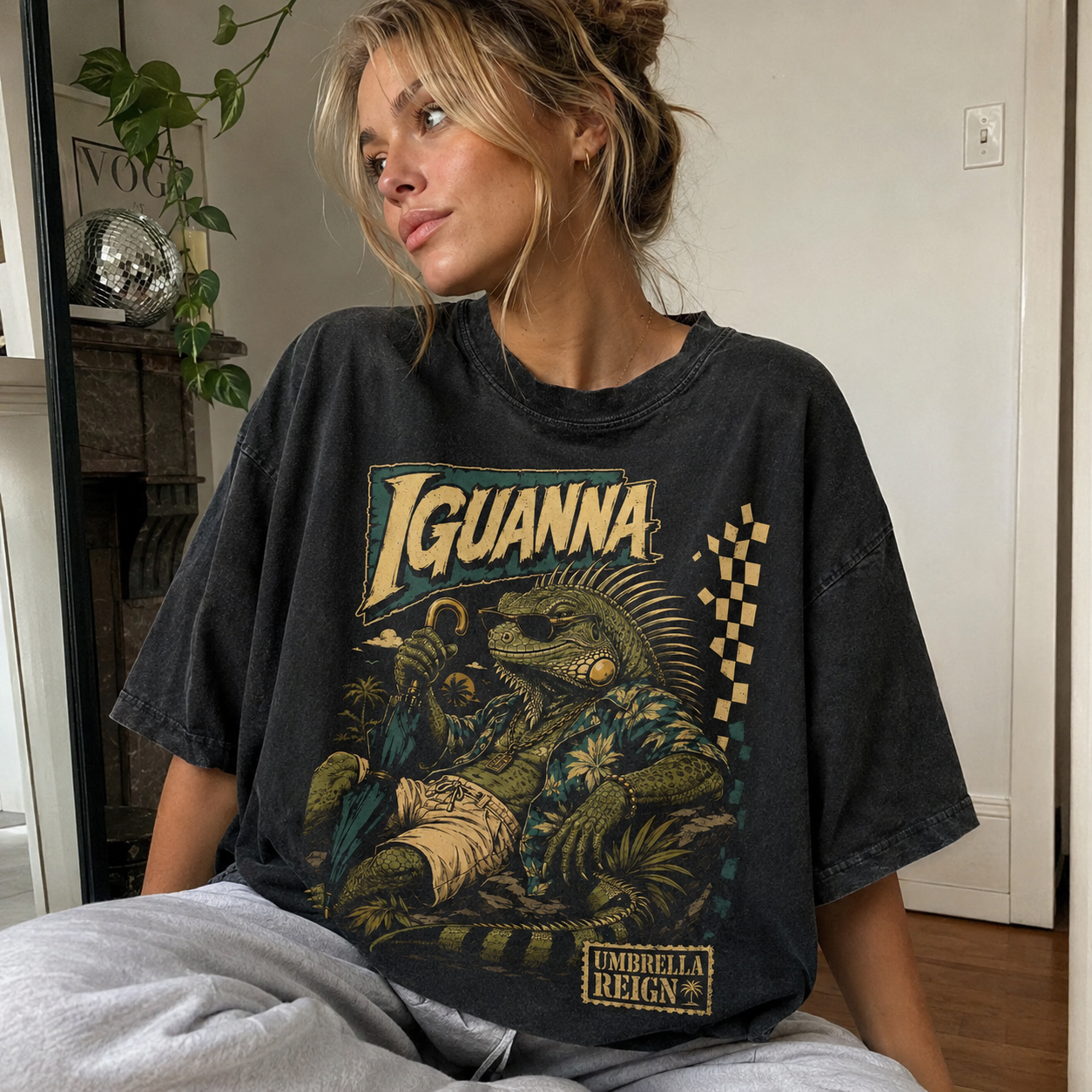 D113WS_3 Áo thun Tropic Iguana Wash - người mẫu mặc áo, góc khác