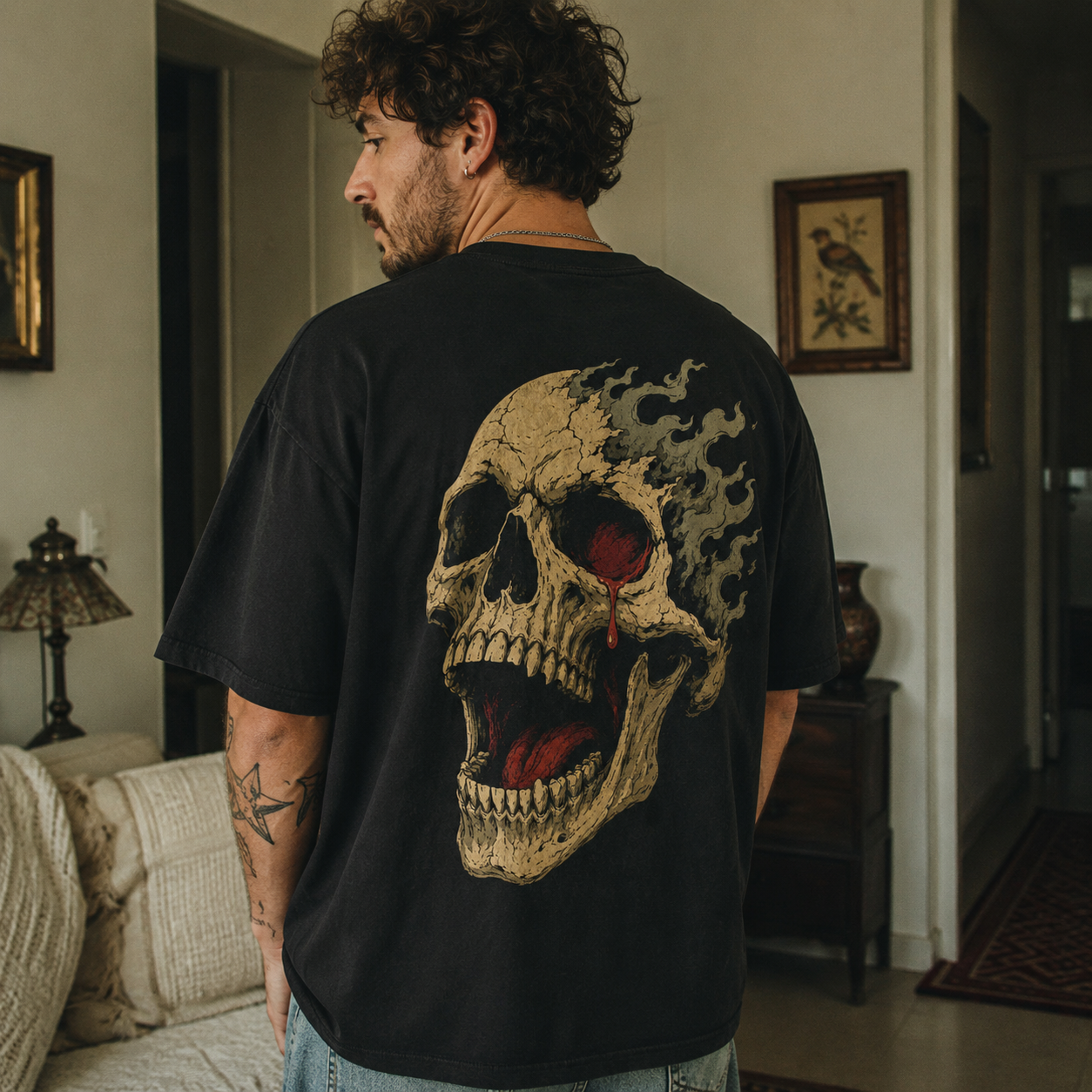 D115B_2 Áo thun Molten Skull Black - người mẫu mặc áo