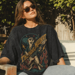 Áo thun Thunder Meerkat Black - người mẫu mặc áo
