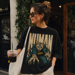Áo thun Numan Quoll Black - người mẫu mặc áo