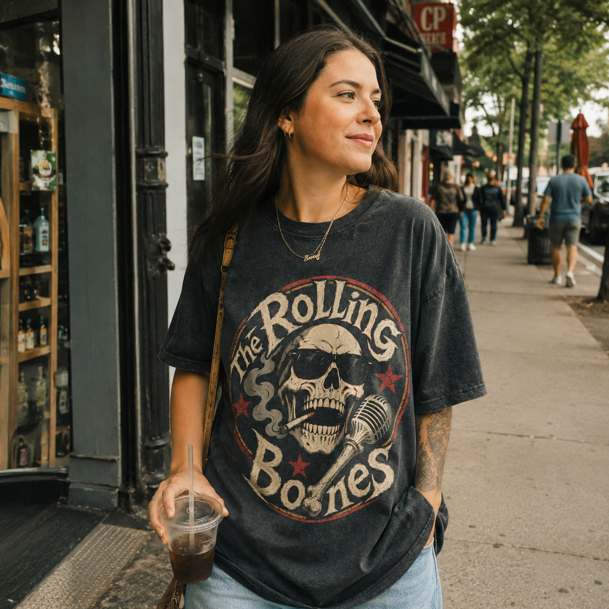Áo thun The Rolling Bones Wash - người mẫu mặc áo