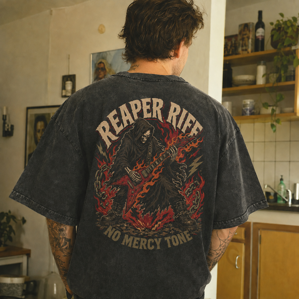 D88WS_2 Áo thun Reaper Riff Wash - người mẫu mặc áo